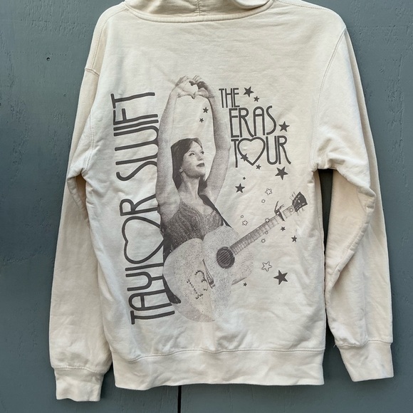 Taylor Swift The Eras Tour Cream Concert Festival Hoodie Pullover Size Small - Picture 3 of 11